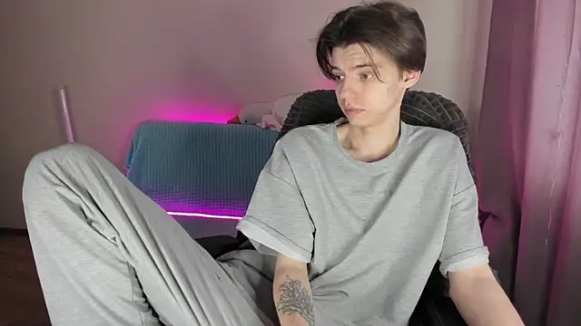 Snapshot of Liam_sexy1 chatting on February 2025 07:58:02 AM Liam sexy1 online show from February 2025 07:58:02 AM