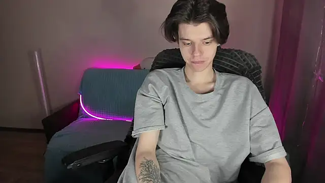 Snapshot of Liam_sexy1 chatting on March 2025 02:08:02 PM Liam sexy1 online show from March 2025 02:08:02 PM