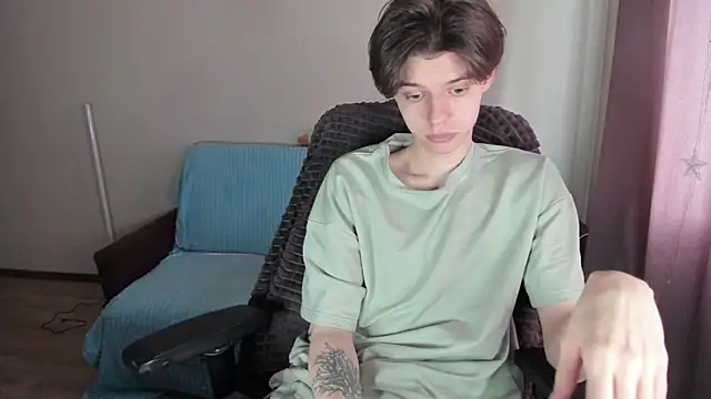 Snapshot of Liam_sexy1 chatting on March 2025 02:05:02 PM Liam sexy1 online show from March 2025 02:05:02 PM