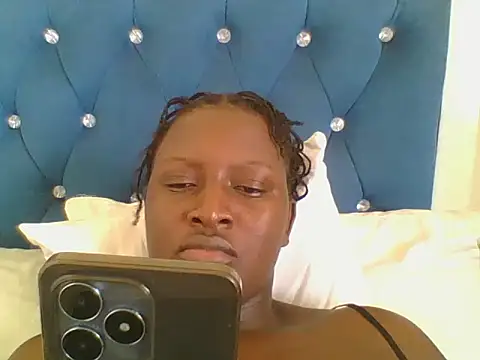 Heavy ass online show from September 2025 06:13:02 AM