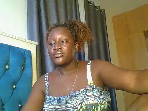 Snapshot of Heavy_ass chatting on May 2026 05:46:02 AM Heavy ass online show from May 2026 05:46:02 AM