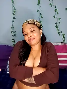 Sugartonguexx online show from January 2025 12:01:01 AM