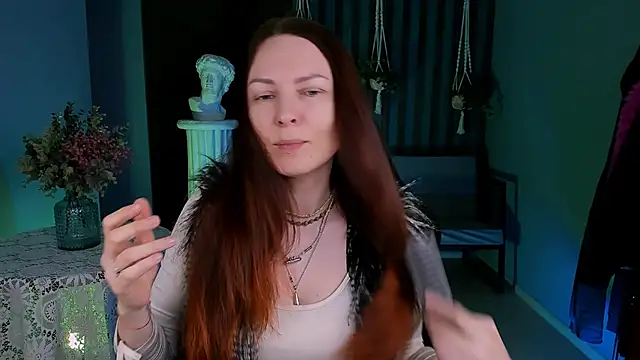 VandaRossi online show from January 2025 09:27:01 AM