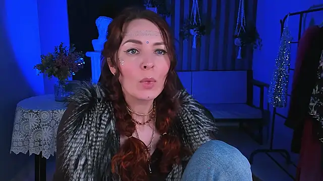 VandaRossi online show from January 2025 04:36:01 PM