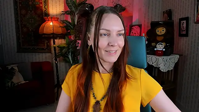 VandaRossi online show from February 2025 02:43:02 PM