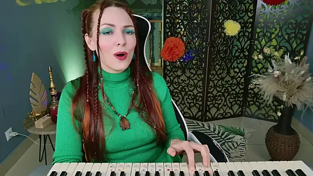 VandaRossi online show from February 2025 11:20:01 AM