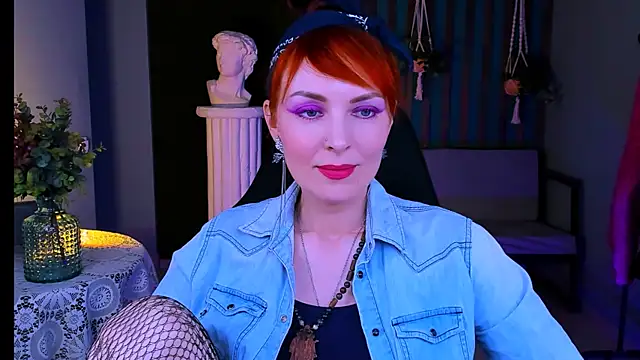 VandaRossi online show from March 2025 11:29:02 AM