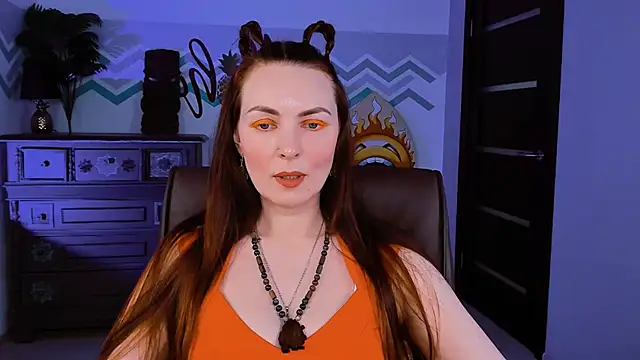 VandaRossi online show from March 2025 12:35:02 PM