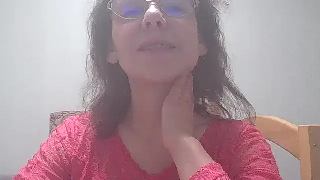 Snapshot of HollyJewel chatting on December 2024 04:46:02 PM HollyJewel online show from December 2024 04:46:02 PM