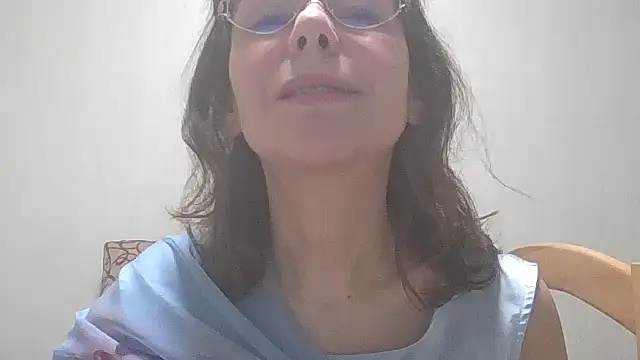 Snapshot of HollyJewel chatting on February 2025 08:36:02 PM HollyJewel online show from February 2025 08:36:02 PM