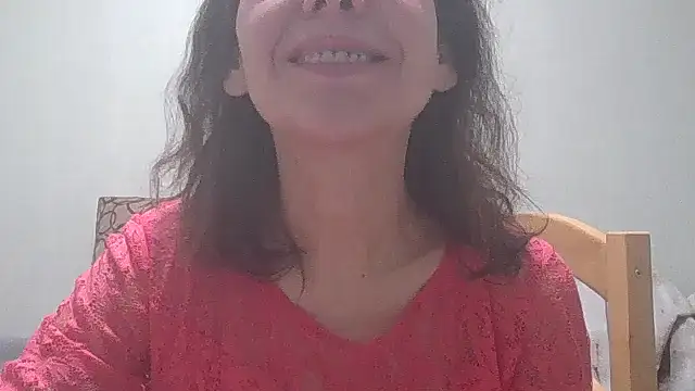 Snapshot of HollyJewel chatting on February 2025 06:00:01 PM HollyJewel online show from February 2025 06:00:01 PM