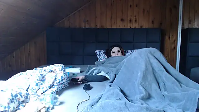 Snapshot of BoeseMoni1998 chatting on February 2025 02:50:02 PM BoeseMoni1998 online show from February 2025 02:50:02 PM