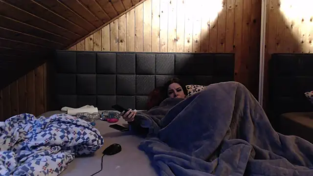 Snapshot of BoeseMoni1998 chatting on February 2025 04:36:01 PM BoeseMoni1998 online show from February 2025 04:36:01 PM