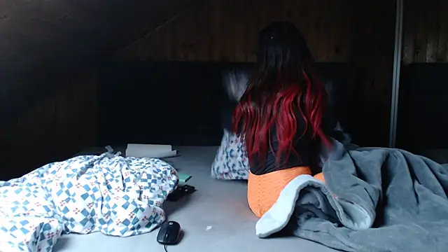 Snapshot of BoeseMoni1998 chatting on February 2025 07:27:02 AM BoeseMoni1998 online show from February 2025 07:27:02 AM