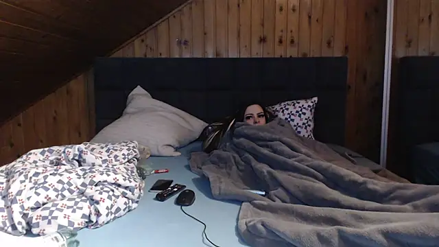 Snapshot of BoeseMoni1998 chatting on March 2025 08:21:01 PM BoeseMoni1998 online show from March 2025 08:21:01 PM