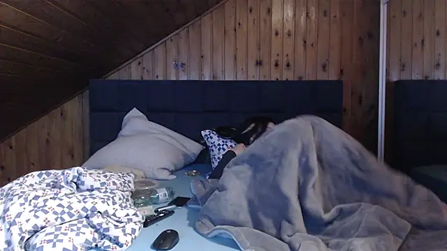 Snapshot of BoeseMoni1998 chatting on March 2025 06:37:02 PM BoeseMoni1998 online show from March 2025 06:37:02 PM