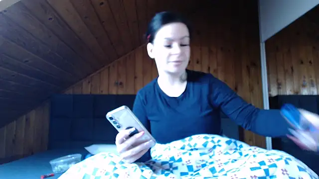 Snapshot of BoeseMoni1998 chatting on November 2025 11:53:01 AM BoeseMoni1998 online show from November 2025 11:53:01 AM