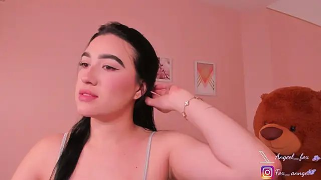 angeel fox online show from September 2025 04:03:01 AM