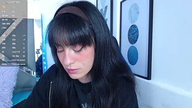 Snapshot of ZaraDames_ chatting on February 2025 05:25:01 AM ZaraDames online show from February 2025 05:25:01 AM