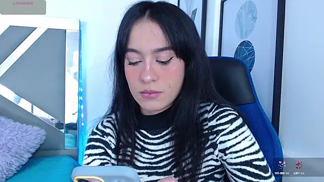 Snapshot of ZaraDames_ chatting on February 2025 04:47:02 AM ZaraDames online show from February 2025 04:47:02 AM