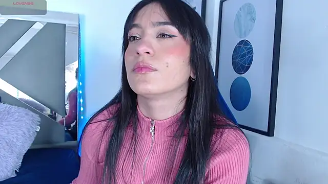 Snapshot of ZaraDames_ chatting on February 2025 06:21:01 AM ZaraDames online show from February 2025 06:21:01 AM