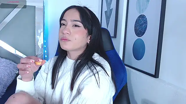 Snapshot of ZaraDames_ chatting on February 2025 08:59:02 AM ZaraDames online show from February 2025 08:59:02 AM