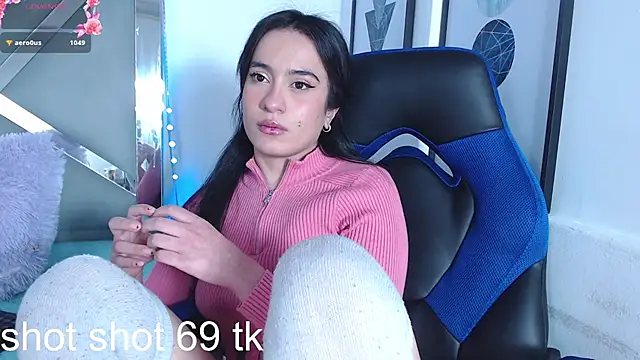 Snapshot of ZaraDames_ chatting on March 2025 09:05:01 AM ZaraDames online show from March 2025 09:05:01 AM