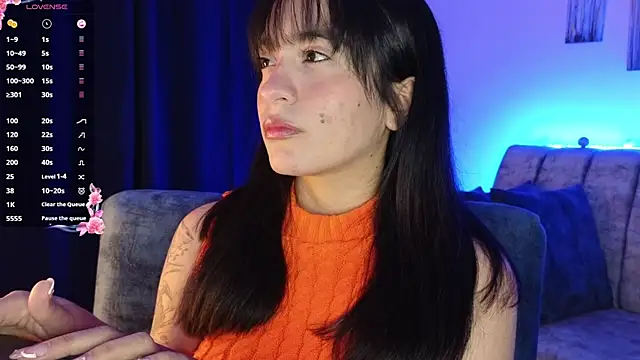 Snapshot of ZaraDames_ chatting on September 2025 02:22:01 AM ZaraDames online show from September 2025 02:22:01 AM