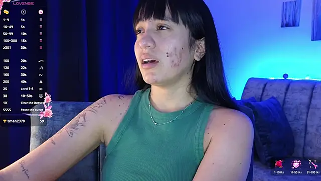 Snapshot of ZaraDames_ chatting on September 2025 04:12:02 AM ZaraDames online show from September 2025 04:12:02 AM