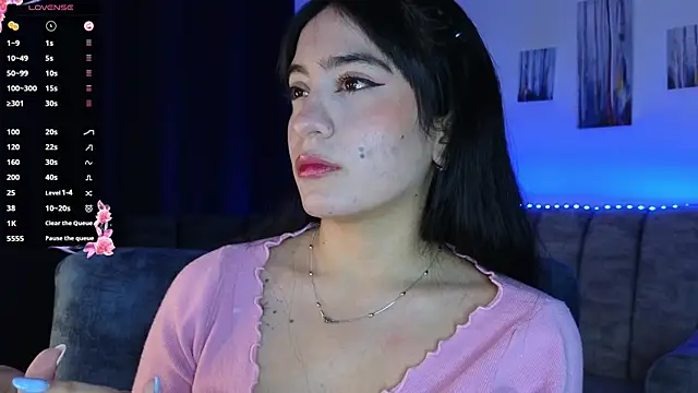 Snapshot of ZaraDames_ chatting on October 2025 02:53:01 AM ZaraDames online show from October 2025 02:53:01 AM