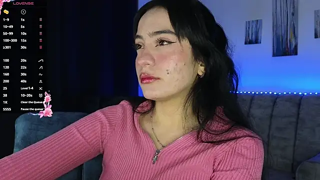 Snapshot of ZaraDames_ chatting on October 2025 02:34:01 AM ZaraDames online show from October 2025 02:34:01 AM