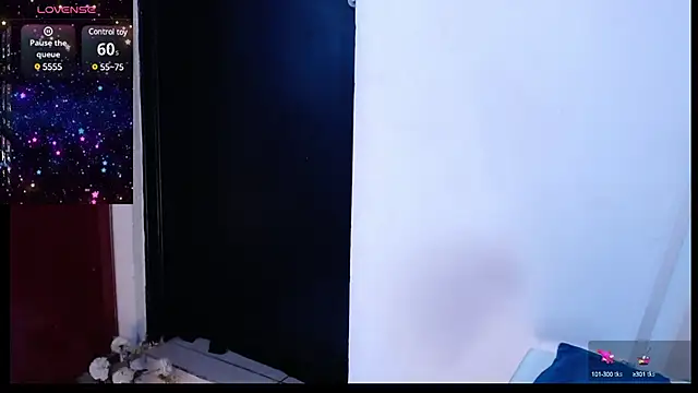 Snapshot of golden_punisher chatting on February 2025 08:02:02 AM golden punisher online show from February 2025 08:02:02 AM