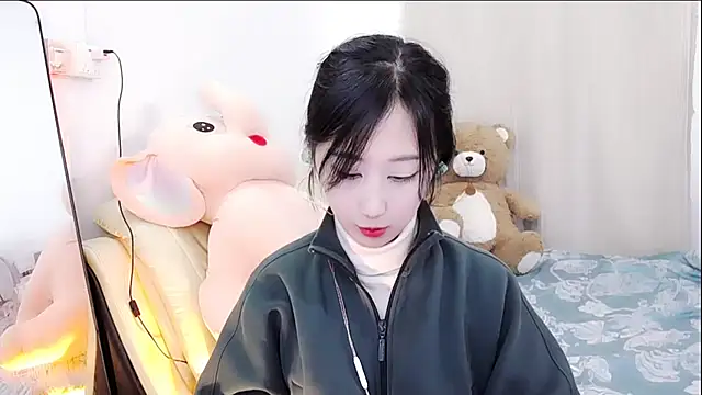 Alcohol 1 online show from November 2025 02:06:02 PM