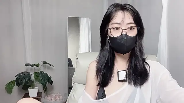  minji bae online show from October 2025 06:42:01 PM