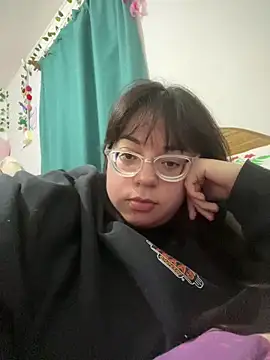 Snapshot of indiegirl666 chatting on February 2026 04:33:01 AM indiegirl666 online show from February 2026 04:33:01 AM