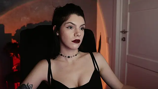 mistress  rochelle online show from March 2025 01:05:01 AM