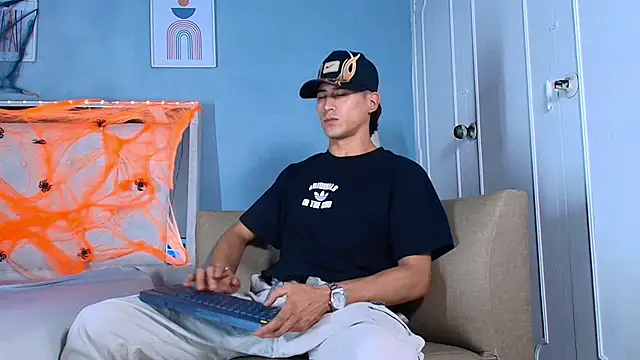 Jhonn Rhyss online show from October 2025 07:34:01 PM