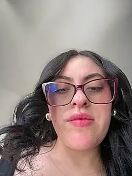 Snapshot of KatteWise chatting on July 2026 04:35:02 PM KatteWise online show from July 2026 04:35:02 PM