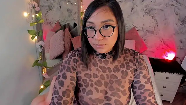 Bella desi  online show from July 2026 12:43:01 PM