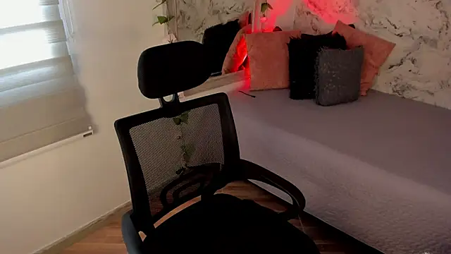 Bella desi  online show from July 2026 01:09:01 PM