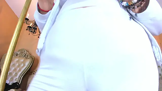 Celeste Baker  online show from December 2025 07:53:02 PM