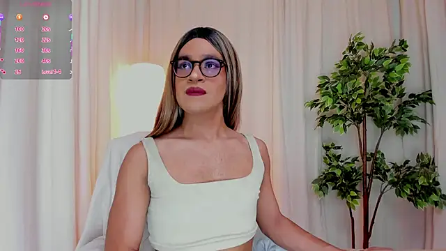 Snapshot of vitta_alfayed chatting on March 2025 06:11:01 PM vitta alfayed online show from March 2025 06:11:01 PM