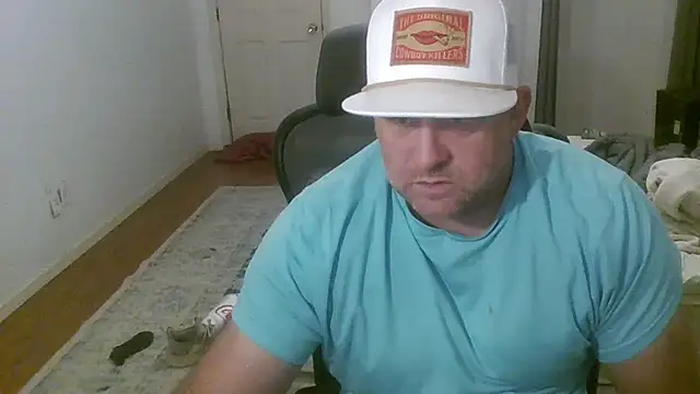 Snapshot of poundyouout69 chatting on February 2025 05:18:02 AM poundyouout69 online show from February 2025 05:18:02 AM