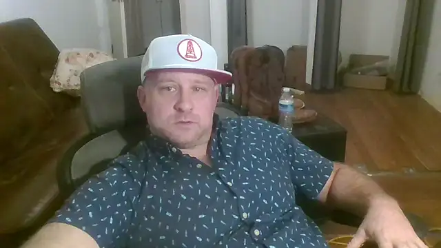 Snapshot of poundyouout69 chatting on February 2026 03:47:01 AM poundyouout69 online show from February 2026 03:47:01 AM