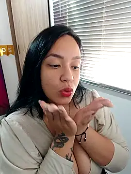 marta201 alfaro online show from October 2025 02:07:02 PM