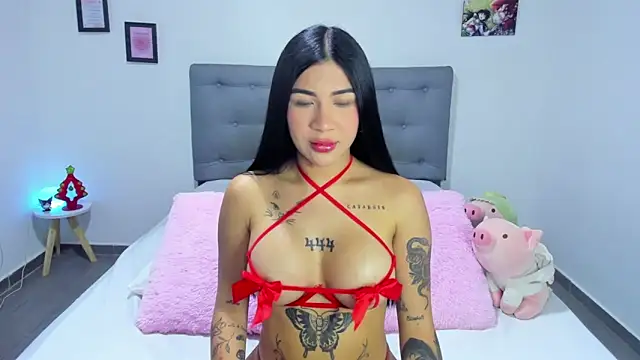 Agataowens online show from December 2024 10:54:02 PM