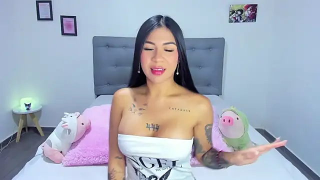 Agataowens online show from January 2025 12:20:02 AM