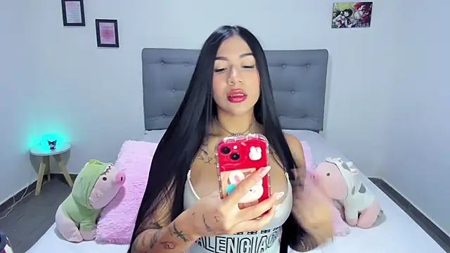 Agataowens online show from January 2025 12:06:02 AM