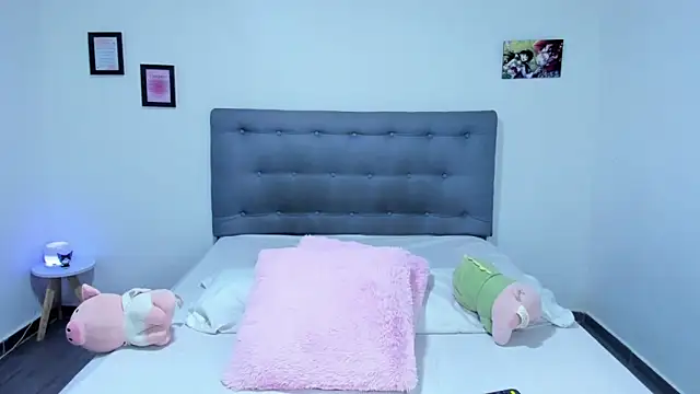 Agataowens online show from February 2025 02:38:01 AM