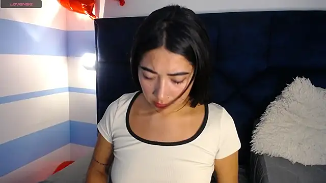 Susy thomson online show from February 2025 11:21:02 PM